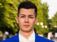 Темноволосый житель Ростовской области пропал на Черноморском побережье