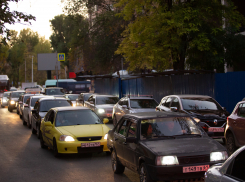В Ростове на двух улицах ограничат скорость движения до 40 км/ч