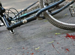 Лихая 19-летняя велосипедистка пострадала под колесами Volkswagen в Ростовской области