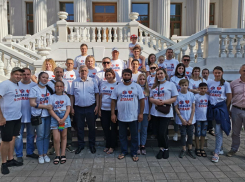 Предприниматели рынков под Ростовом в День России собрались на митинге