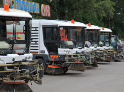 В Ростове состоялись соревнования на звание «лучшего водителя коммунальной техники» 