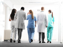 С начала пандемии в Ростовской области о коронавируса умерли около ста медиков