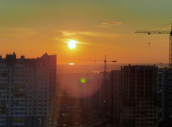 Жителей Ростова напугал похожий на взрыв звук 1 апреля