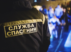 Труп одинокого мужчины нашли в запертой квартире под Ростовом