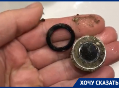 «Мы боремся за воду»: на песок из кранов пожаловались ростовчане