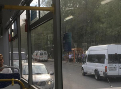 В Ростове сотруднице полиции срочно вызвали скорую помощь