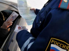 В Ростове инспектора ДПС подозревают в получении взятки за просроченный ОСАГО