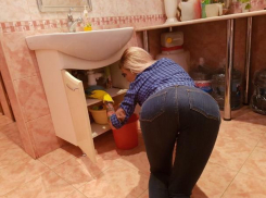 Куда бежать, если течет?