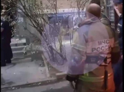 В Ростове при пожаре в подвале пятиэтажки погиб мужчина