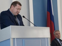 Экс-главу ЖКХ Батайска осудили за плохой ремонт дороги – его уже сажали за аналогичное преступление  