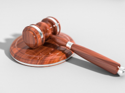 В Ростовской области мужчину признали виновным в развращении троих детей