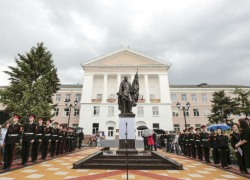 Календарь: шесть лет назад в Ростове-на-Дону открыли памятник герою войны  Алексею Бересту