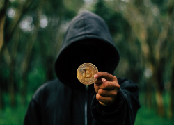 Ростовчанин инвестировал в криптовалюту и потерял 4 миллиона рублей