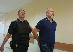В суде допросили экспертов об исследованиях скрытых записей разговоров Виталия Кушнарева