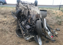 В Ростовской области на трассе произошло смертельное ДТП, в котором погибли два человека