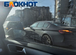 Два ДТП парализовали движение на проспекте Нагибина в Ростове