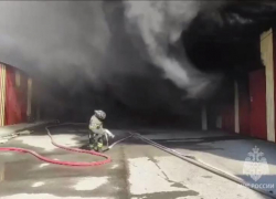 Пожар на рынке «Альтус» под Ростовом полностью потушен