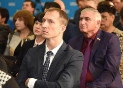 Депутат Заксобрания Ростовской области Шамшура сложил полномочия из-за переезда на Дальний Восток