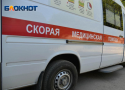 В Ростове водитель автобуса сбил 19-летнюю девушку на переходе 