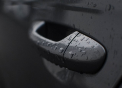  В Ростове 10-летняя девочка получила травмы после аварии с иномаркой