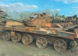 Списанные танки и БТРы Минобороны распродаёт под Ростовом как металлолом