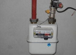 Владельцы роскошных особняков чаще всего портят газовые счетчики в Ростовской области