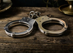 Повредившего памятник защитникам Отечества в Ростовской области вандала задержали