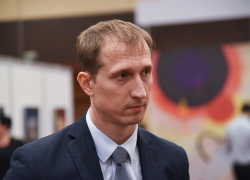 Ростовский депутат и бывший гендиректор «ДонЭкспоцентра» зарабатывает 20 тысяч в день