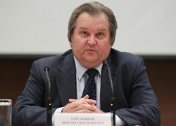 Михаил Емельянов всерьез опасается Майдана в России 