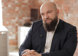 «Невозможно не заметить»: пресс-секретарь Главы митрополии рассказал о новых прихожанах и крещении в окопах