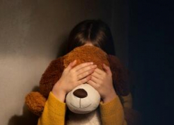 В Азове осудили женщину за истязание своего малолетнего ребенка