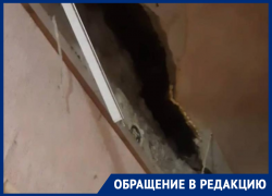 Трещина по полу и рушится потолок: дом в Ростове не признают аварийным вопреки дикому состоянию