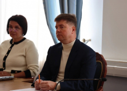 Один из самых богатых депутатов гордумы Ростова с минимумом информации о его работе планирует идти на новый срок