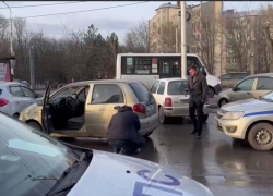 В Ростовской области женщина на «Матизе» сбила двух человек и сбежала с места ДТП