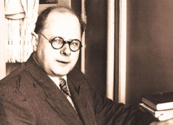 Календарь: 117 лет со дня рождения известного литературоведа, создавшего «Лермонтовскую энциклопедию»