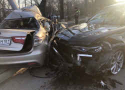 При столкновении двух иномарок погибла пожилая жительница Ростова
