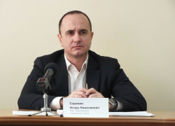 Министр промышленности Ростовской области зарабатывает 300 тысяч в месяц и любит дорогие иномарки