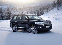 В нескромную сумму обошлась «Тойота Ленд Крузер 200» ростовским энергетикам 