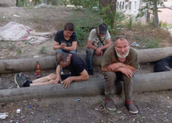 Бомж поджег гараж и мусорку в Батайске