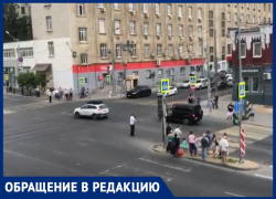 «Из-за важных шишек перекрывают дорогу»: ростовчане возмущены