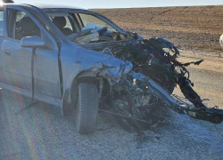 В лобовом ДТП на трассе под Ростовом погибли три человека