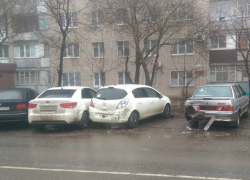 Виновника массового ДТП разыскивают в Ростове разъяренные автомобилисты