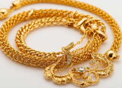 Дочь вынесла мамины украшения на 220 тысяч: полиция Шахт раскрыла семейную кражу