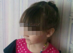 Разбившаяся об асфальт малышка скончалась от жутких травм под Ростовом