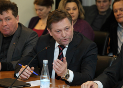 Депутат гордумы Ростова, судившийся с чиновниками ДИЗО, зарабатывает 3,6 млн в месяц