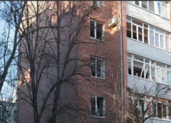 После атаки дронов ВСУ более 450 квартир попали в зону ЧС в Таганроге