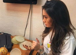 Секс-звезда «Дома-2» из Ростова выбрала себе «новые тити» большого размера