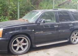 Таможенники рассказали о задержании жителей Абхазии за перегонку люксовых автомобилей