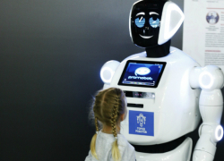 Возможность посмотреть на уникальных роботов появилась у детей Ростова