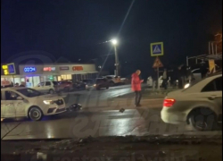 В Ростове водитель Renault Logan насмерть сбил мужчину